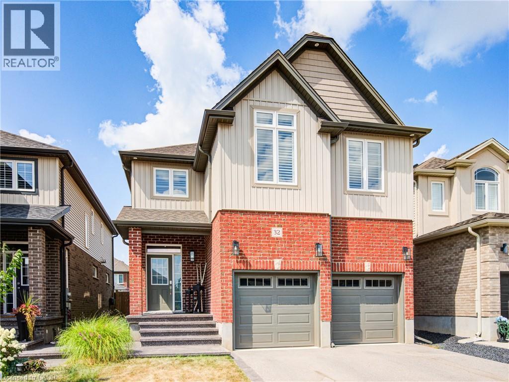 32 Arlington Parkway, Innerkip, Woodstock  by Ask Marius Real Estate 32 Arlington Parkway, Innerkip, Woodstock