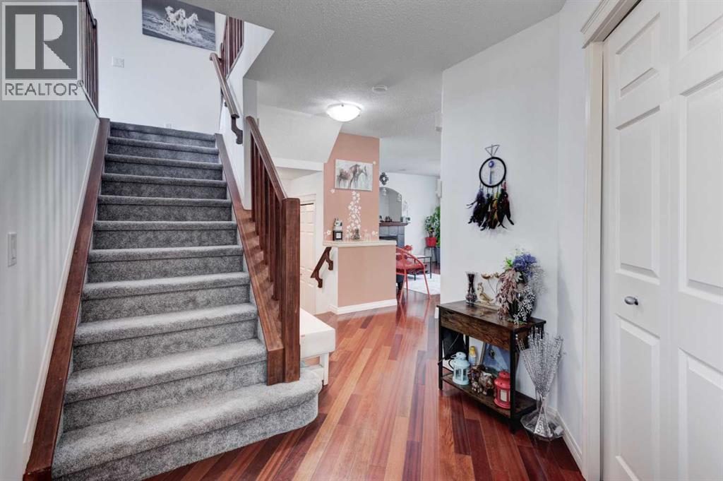 Property at 992 Copperfield Boulevard SE image 3