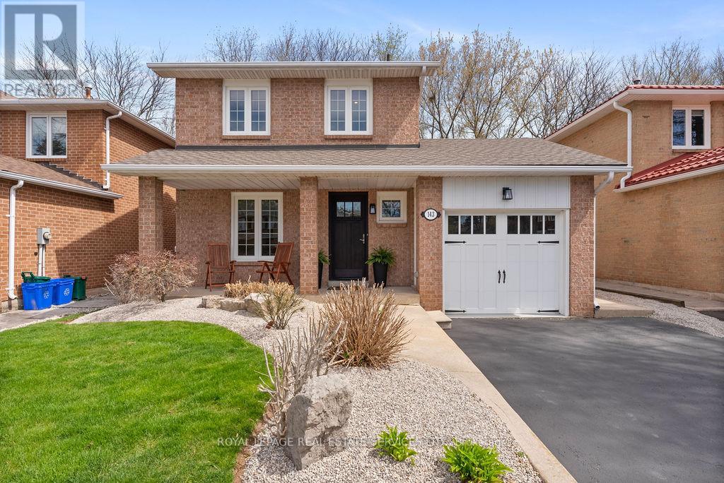 143 Speyside Drive, Oakville (Br Bronte), Ontario  L6L 5Y1 - Photo 1 - W12353715