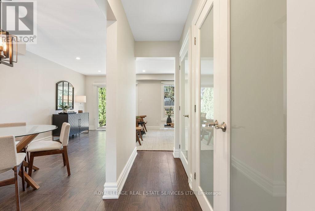 143 Speyside Drive, Oakville (Br Bronte), Ontario  L6L 5Y1 - Photo 16 - W12353715