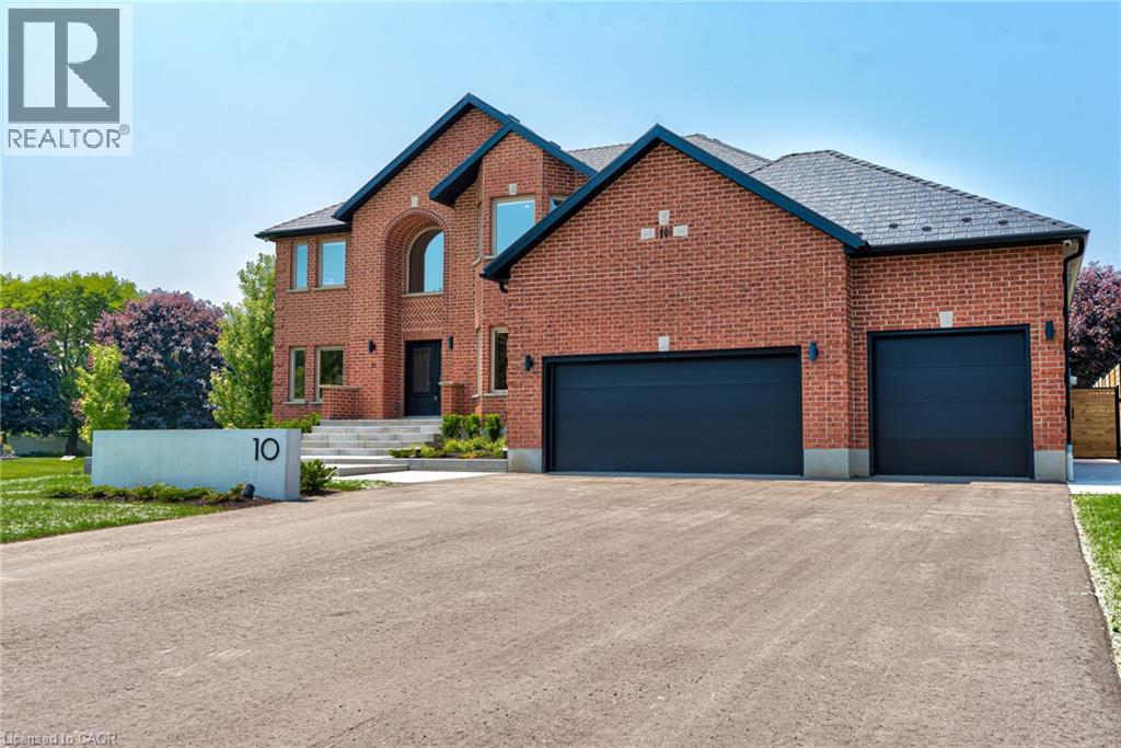 10 Eldale Road, Elmira, Ontario  N3B 2C8 - Photo 1 - 40761868