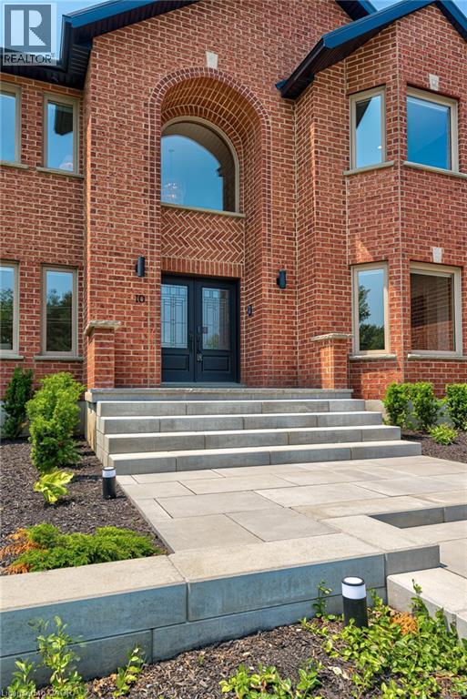 10 Eldale Road, Elmira, Ontario  N3B 2C8 - Photo 3 - 40761868