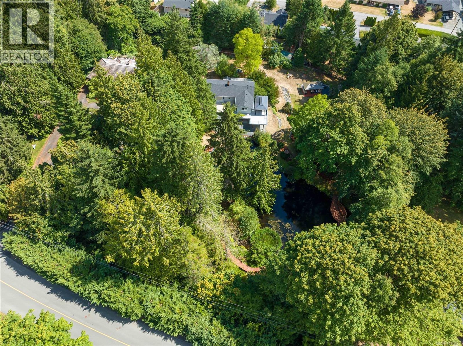 Property at 2100 Cinnabar Dr image 4