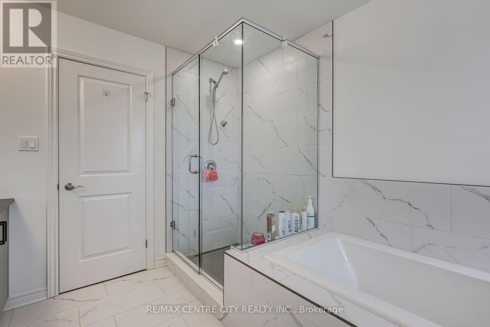 15 Welch Court, St. Thomas, Ontario  N5R 0M1 - Photo 18 - X12352977