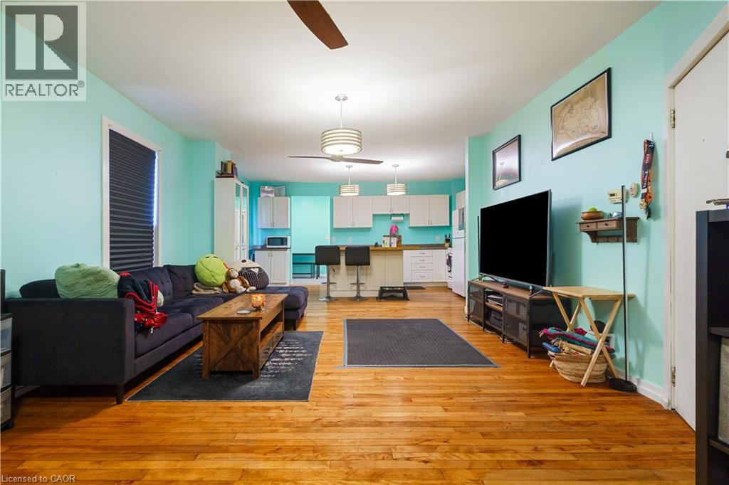 219 Avondale Street, Hamilton, Ontario  L8L 7C4 - Photo 4 - 40757102