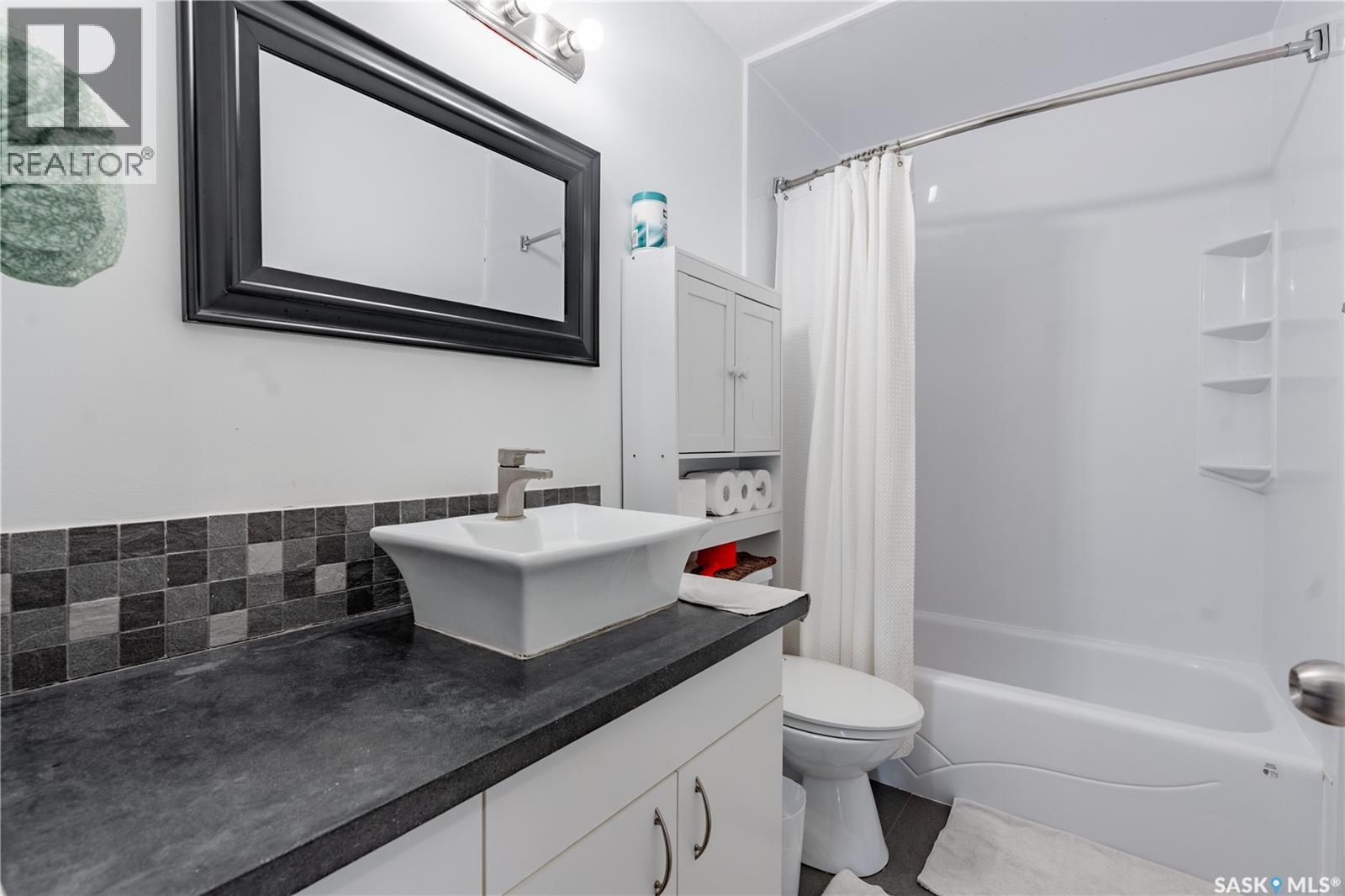 336 X Avenue S, Saskatoon, Saskatchewan  S7M 3H6 - Photo 15 - SK015982