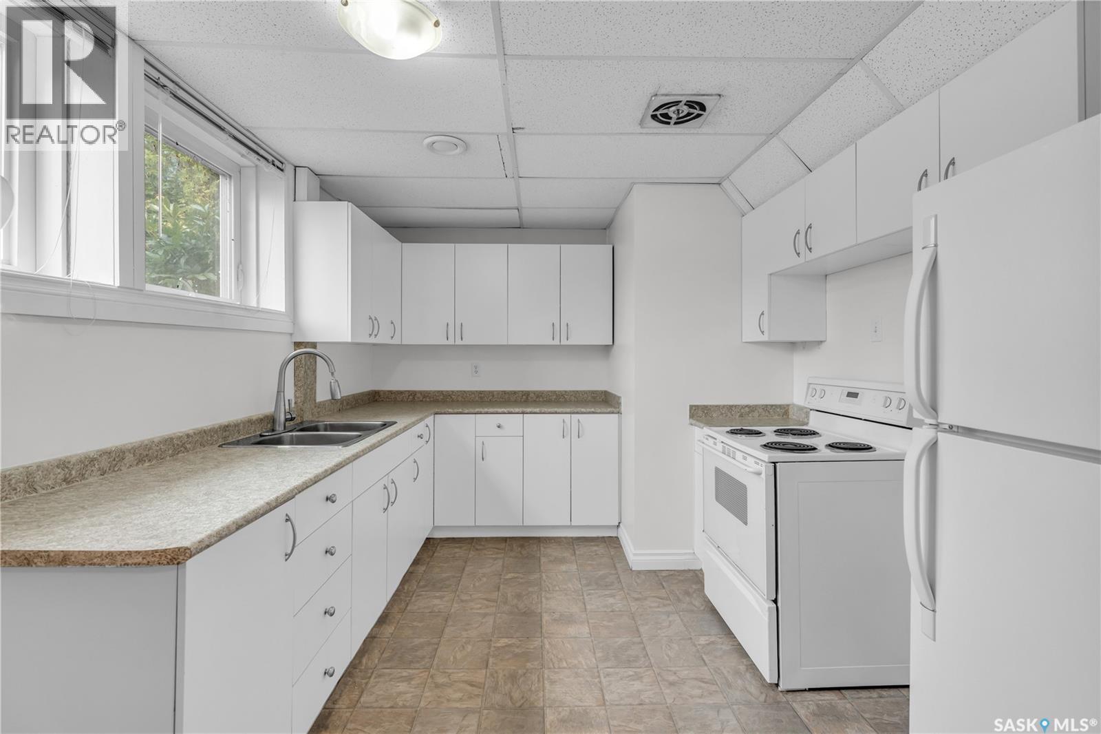 336 X Avenue S, Saskatoon, Saskatchewan  S7M 3H6 - Photo 23 - SK015982