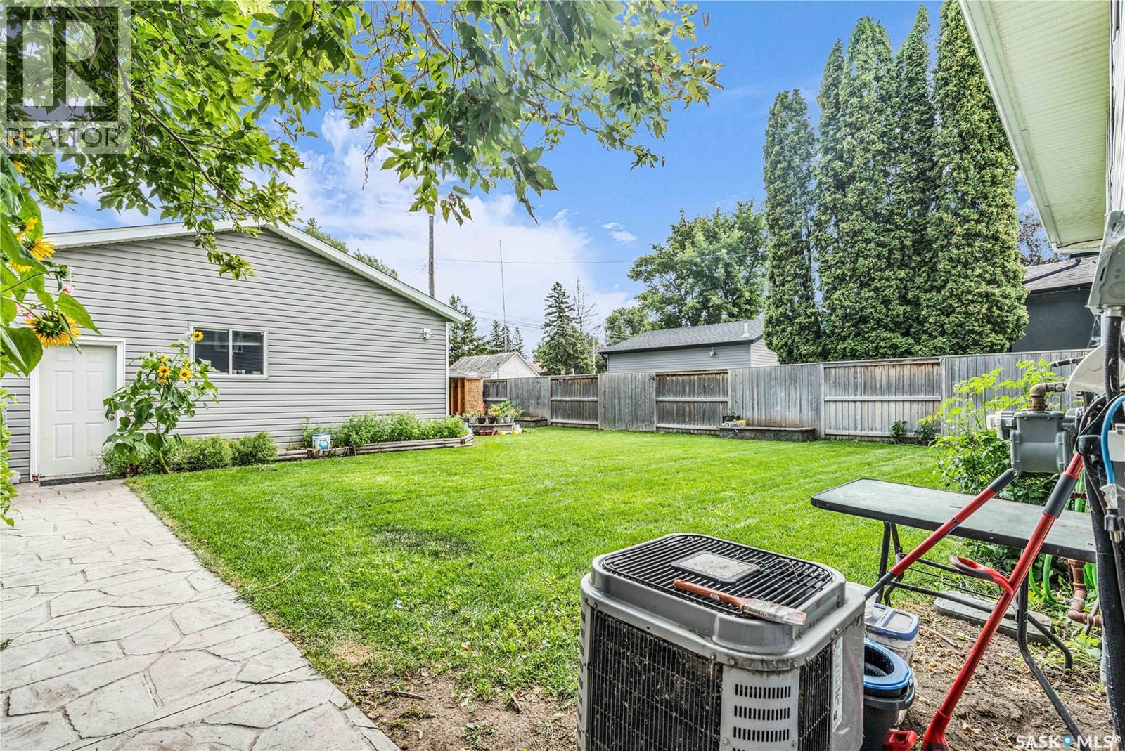 336 X Avenue S, Saskatoon, Saskatchewan  S7M 3H6 - Photo 42 - SK015982