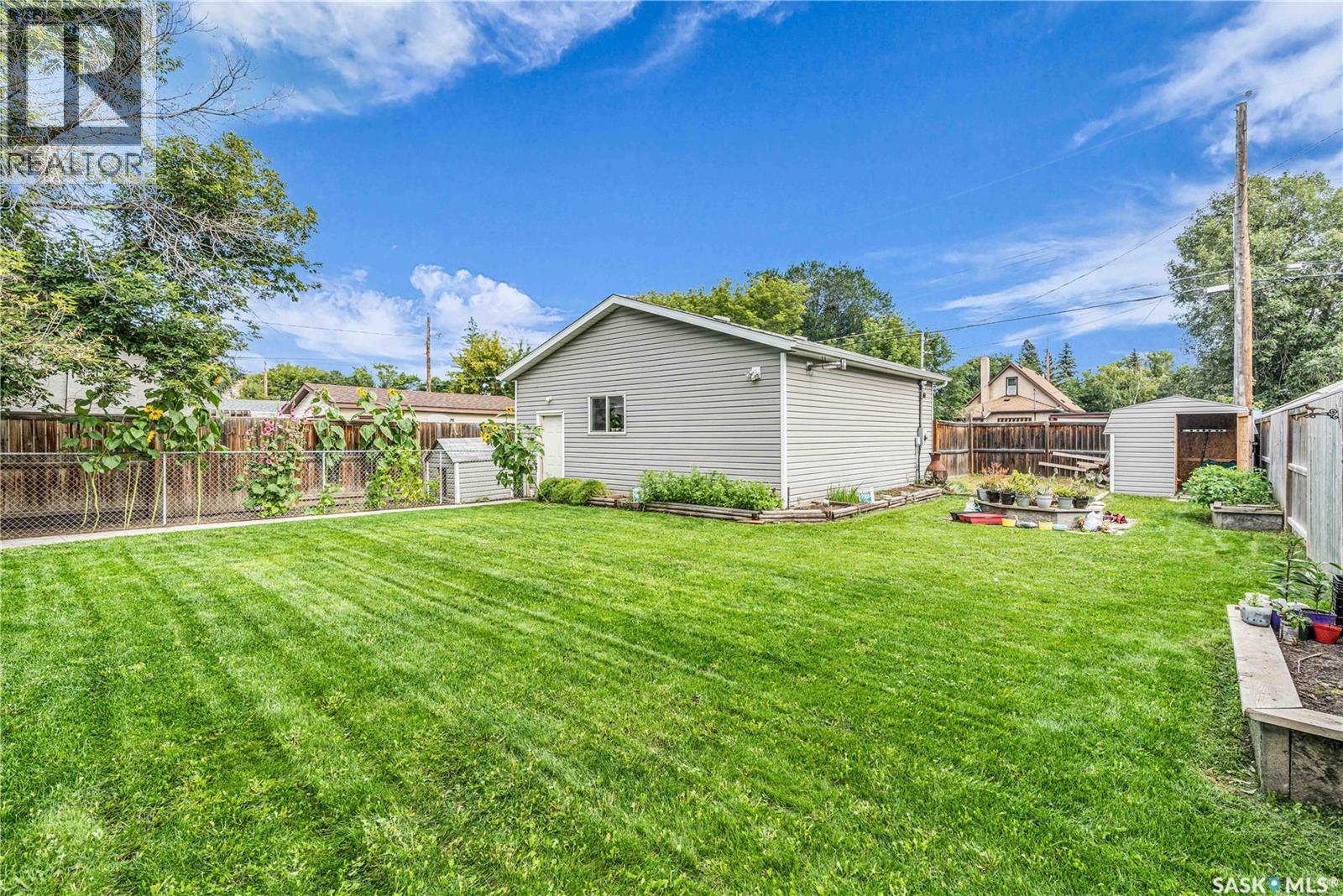 336 X Avenue S, Saskatoon, Saskatchewan  S7M 3H6 - Photo 43 - SK015982