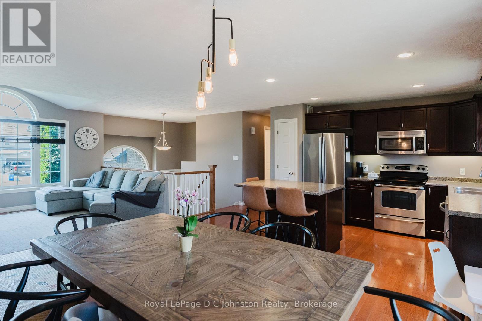 497 Buckby Lane, Saugeen Shores, Ontario  N0H 2C1 - Photo 15 - X12305517