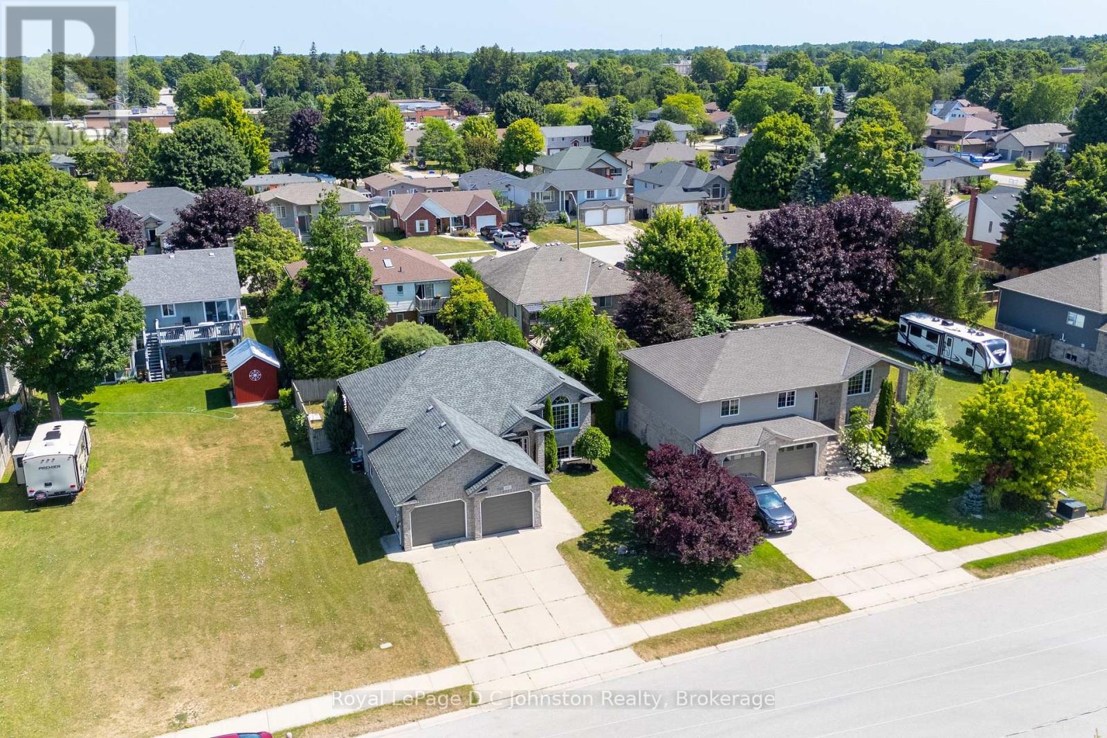 497 Buckby Lane, Saugeen Shores, Ontario  N0H 2C1 - Photo 3 - X12305517