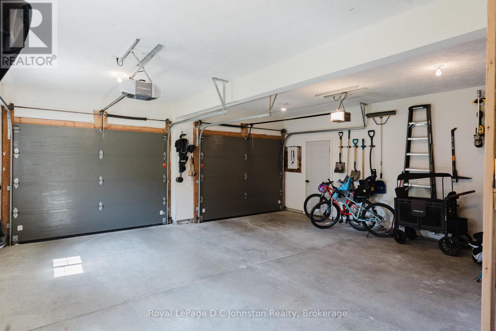 497 Buckby Lane, Saugeen Shores, Ontario  N0H 2C1 - Photo 35 - X12305517