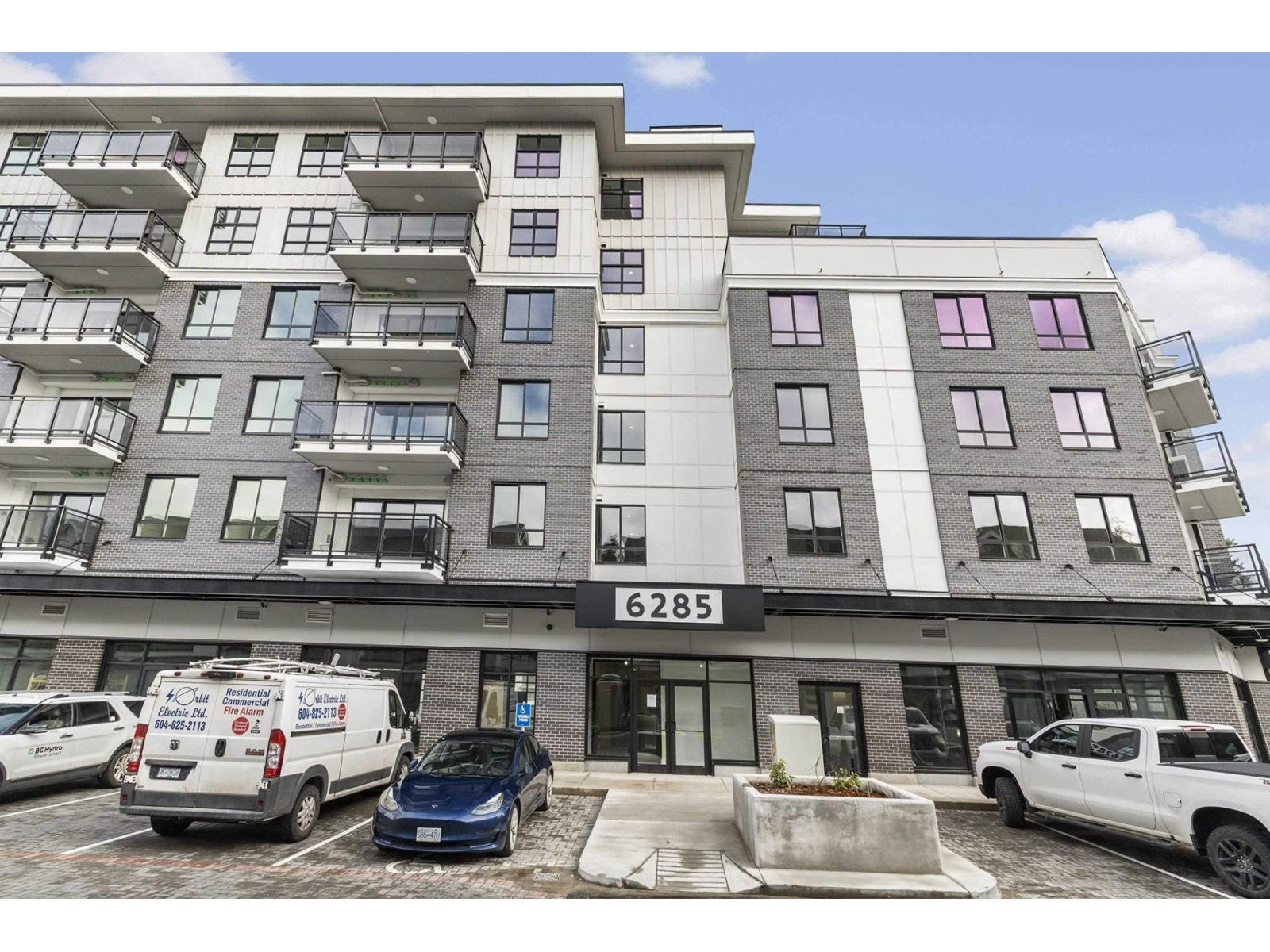 402 6285 King George Boulevard, Surrey, British Columbia V3X 0L3 - Photo 12 - R3038302