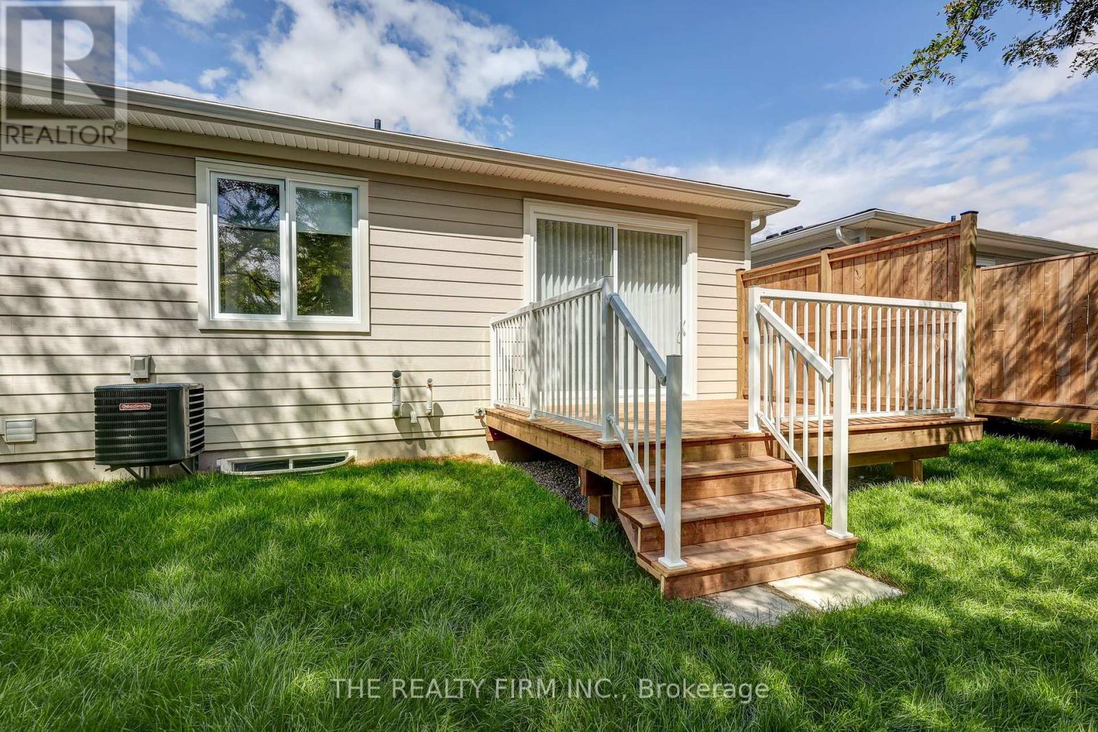 9 - 85 Forest Street, Aylmer, Ontario  N5H 1S5 - Photo 35 - X12353762