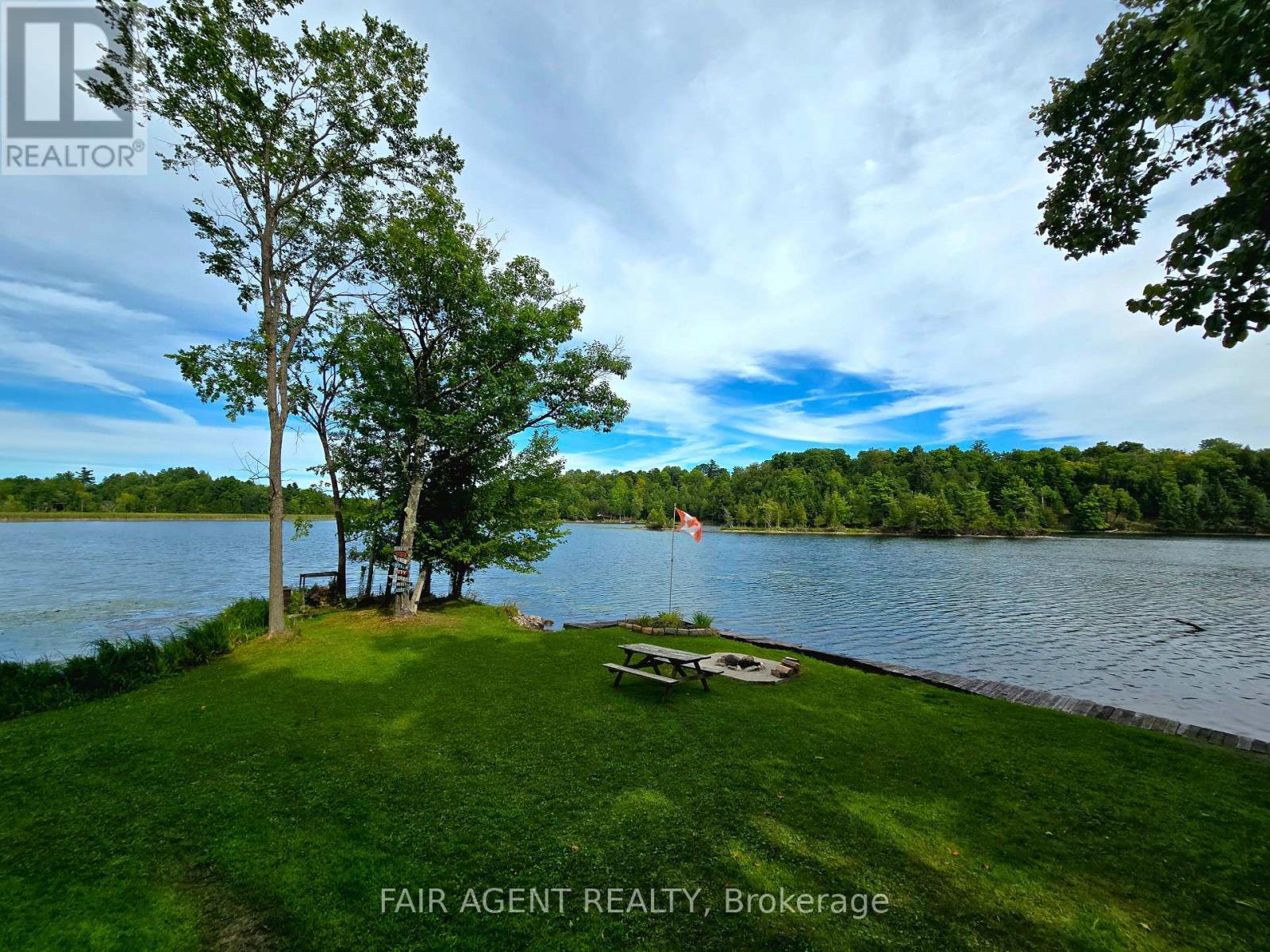 510 Cherie Hill Lane, Tay Valley, Ontario  K7H 3C7 - Photo 4 - X12353775