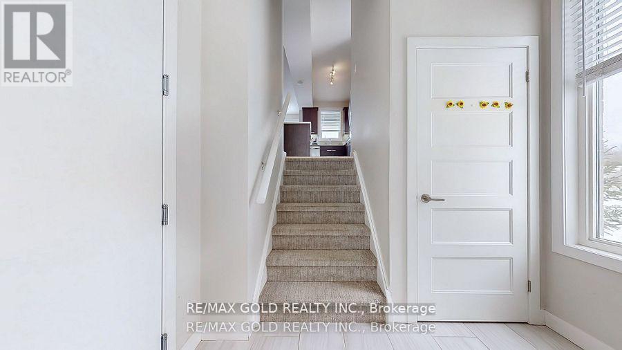 997 West Village Square, London North, Ontario  N6H 0J7 - Photo 17 - X12353751