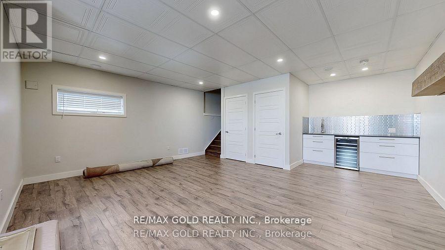 997 West Village Square, London North, Ontario  N6H 0J7 - Photo 35 - X12353751