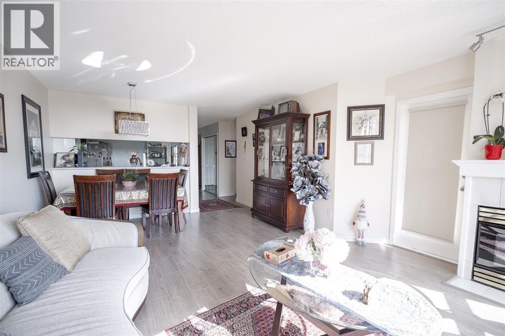 605 1190 Pipeline Road, Coquitlam, British Columbia  V3B 7T9 - Photo 3 - R3038752