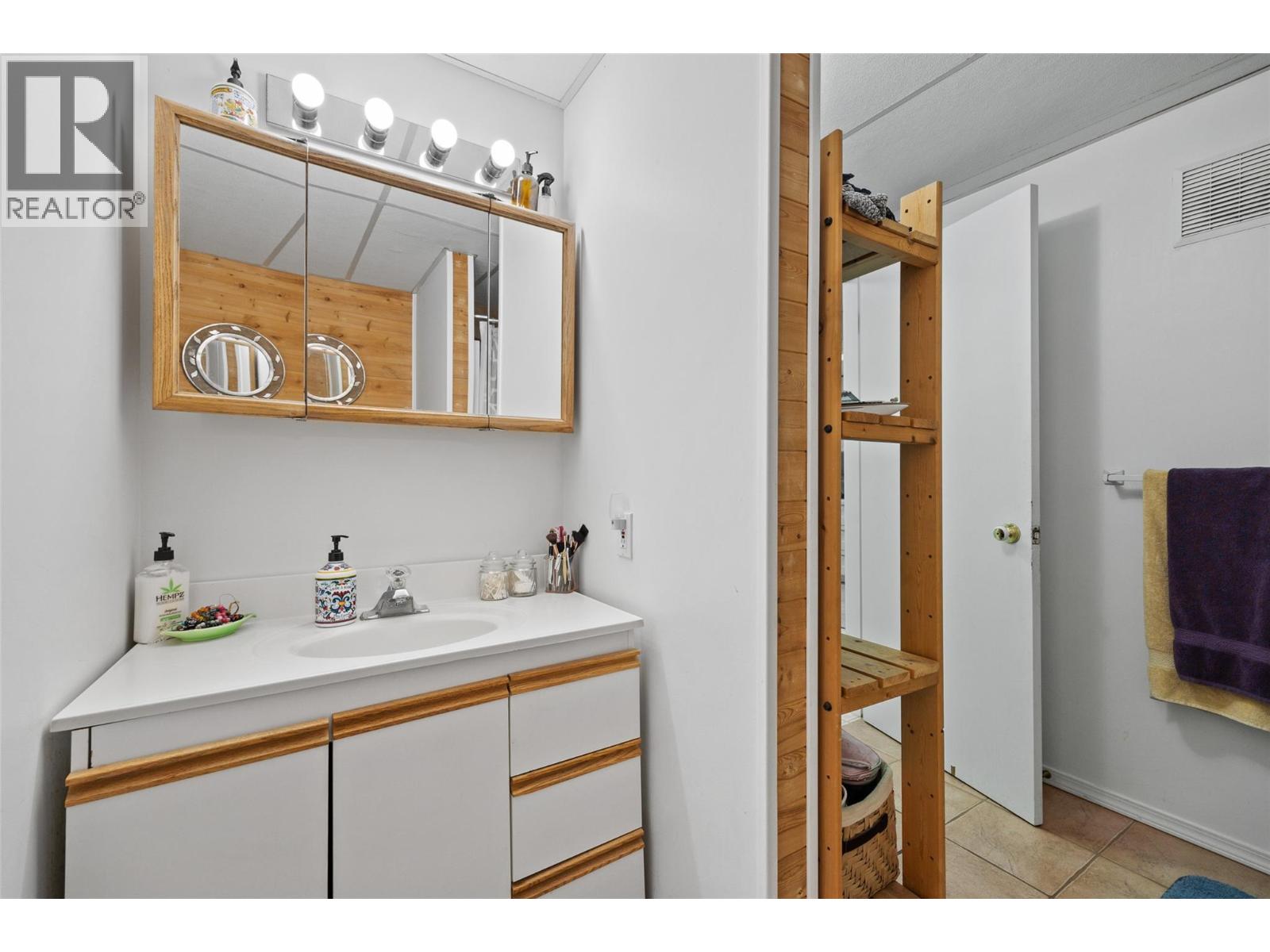 3473 Moberly Road Kelowna Photo 30