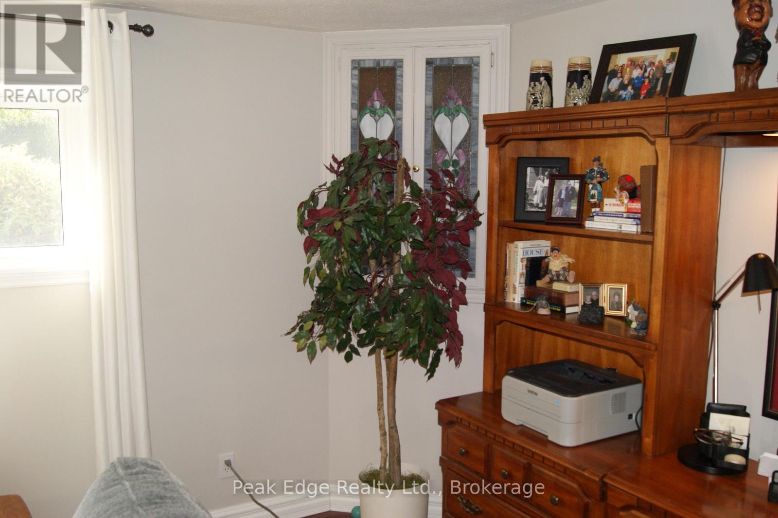 671 21st A Avenue, Hanover, Ontario  N4N 3M2 - Photo 37 - X12353764