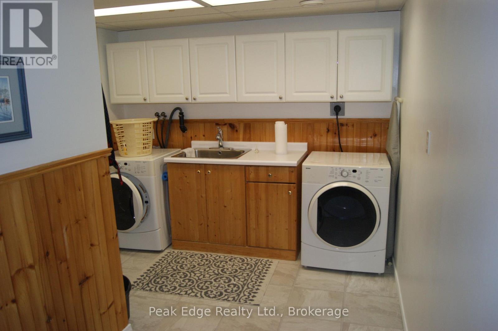 671 21st A Avenue, Hanover, Ontario  N4N 3M2 - Photo 39 - X12353764
