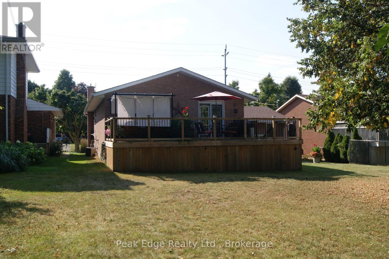 671 21st A Avenue, Hanover, Ontario  N4N 3M2 - Photo 8 - X12353764