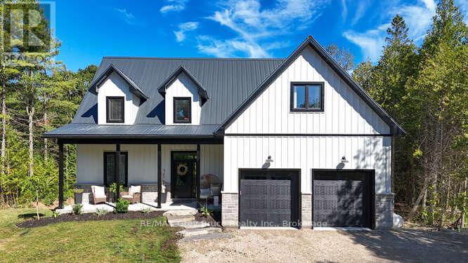 24 Phillips Place, South Bruce Peninsula, Ontario  N0H 2T0 - Photo 1 - X12353771