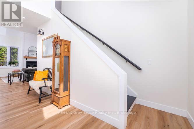 24 Phillips Place, South Bruce Peninsula, Ontario  N0H 2T0 - Photo 33 - X12353771