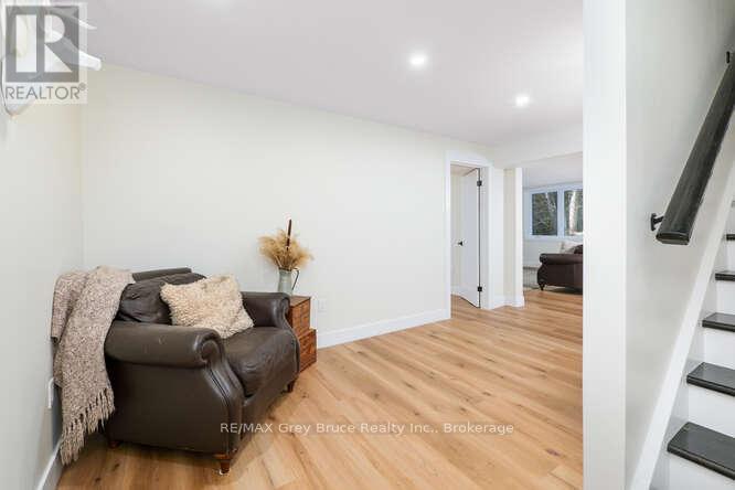 24 Phillips Place, South Bruce Peninsula, Ontario  N0H 2T0 - Photo 40 - X12353771