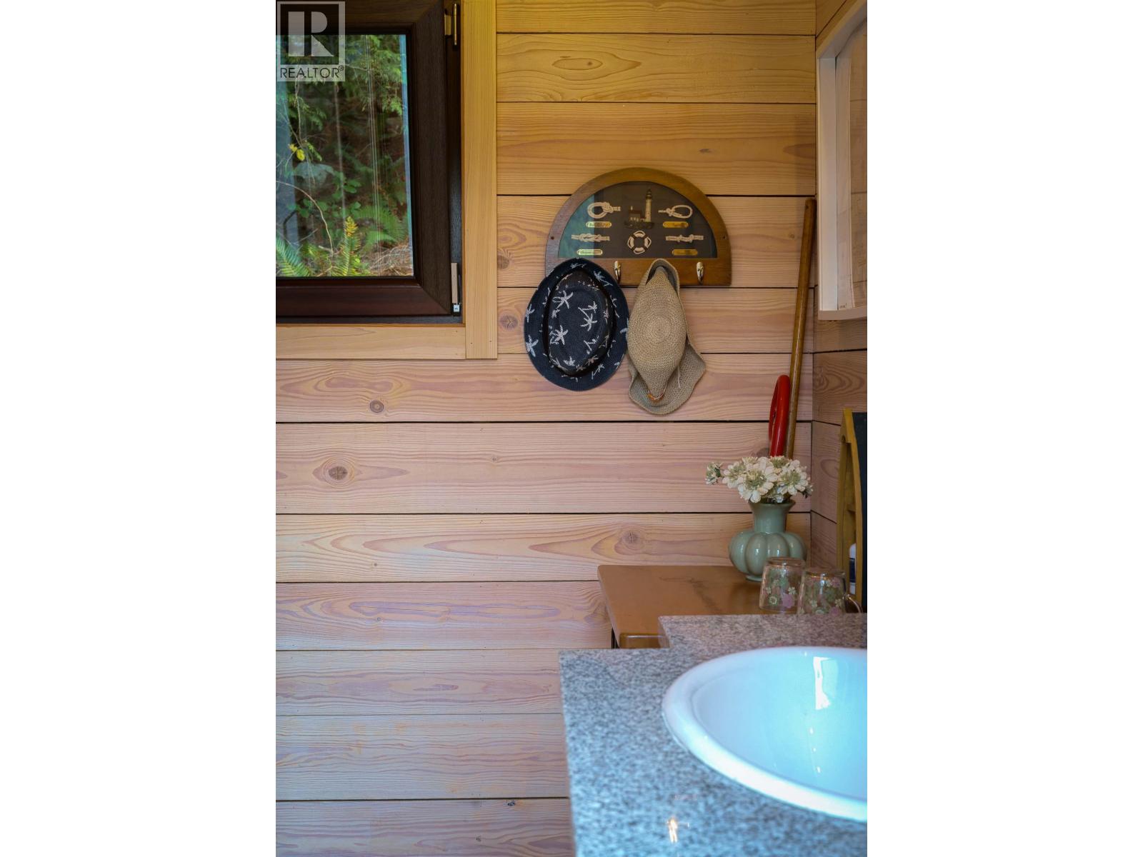 201 7101 Sakinaw Woods Drive, Garden Bay, British Columbia V0N 1S1 - Photo 30 - R3038613