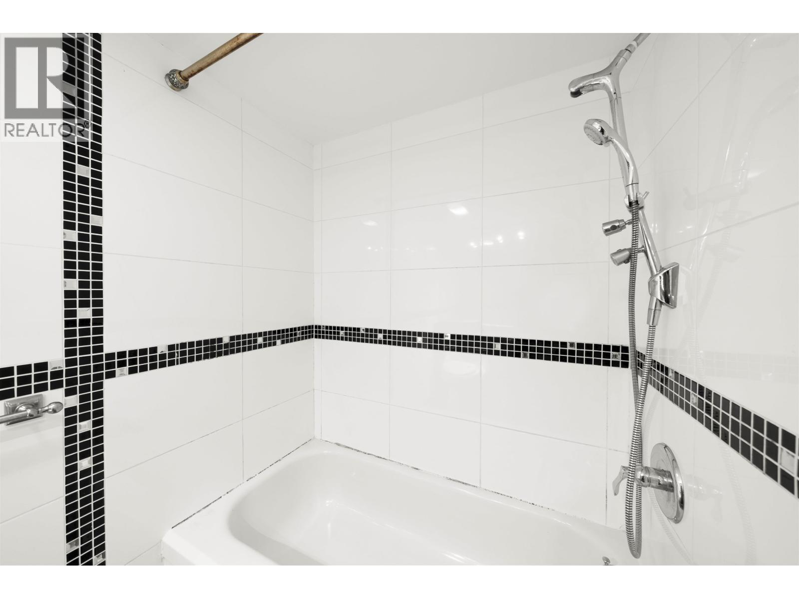 1807 3970 Carrigan Court, Burnaby, British Columbia V3N 4S5 - Photo 19 - R3038725