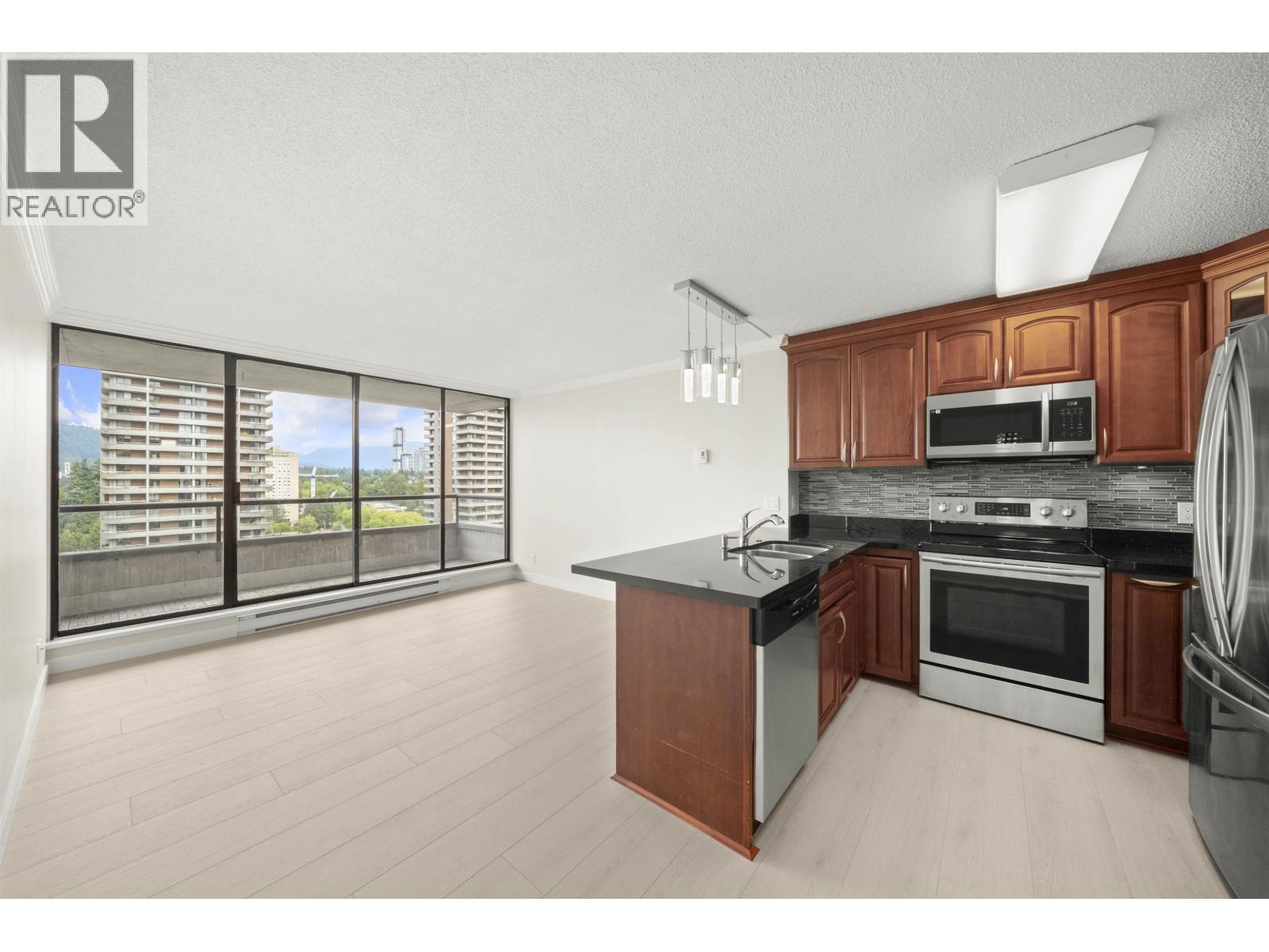 1807 3970 Carrigan Court, Burnaby, British Columbia V3N 4S5 - Photo 6 - R3038725