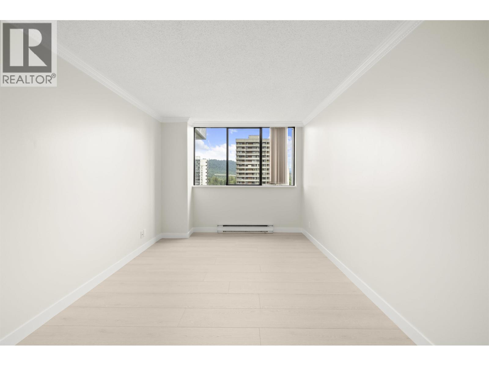 1807 3970 Carrigan Court, Burnaby, British Columbia V3N 4S5 - Photo 4 - R3038725