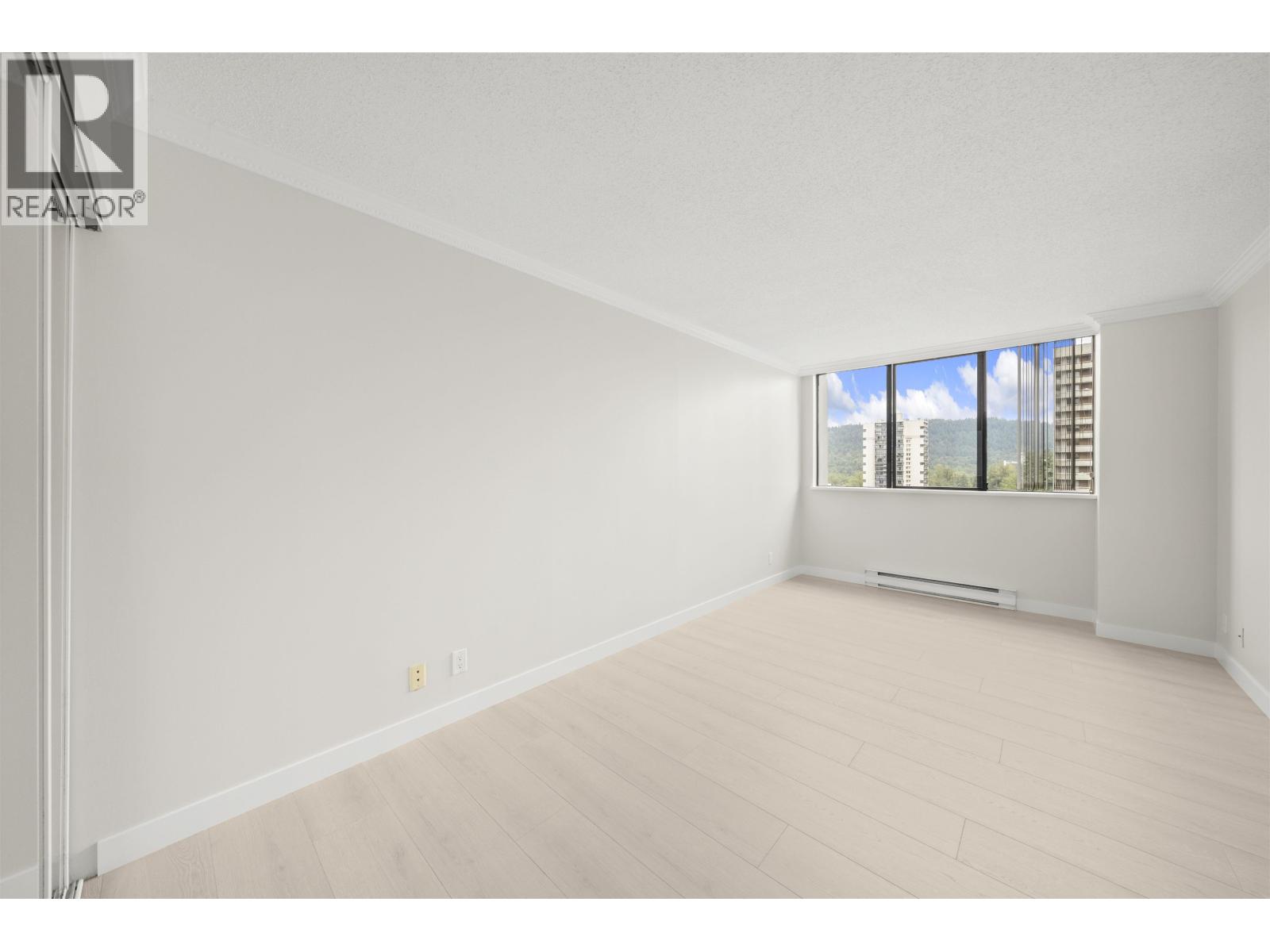 1807 3970 Carrigan Court, Burnaby, British Columbia V3N 4S5 - Photo 8 - R3038725