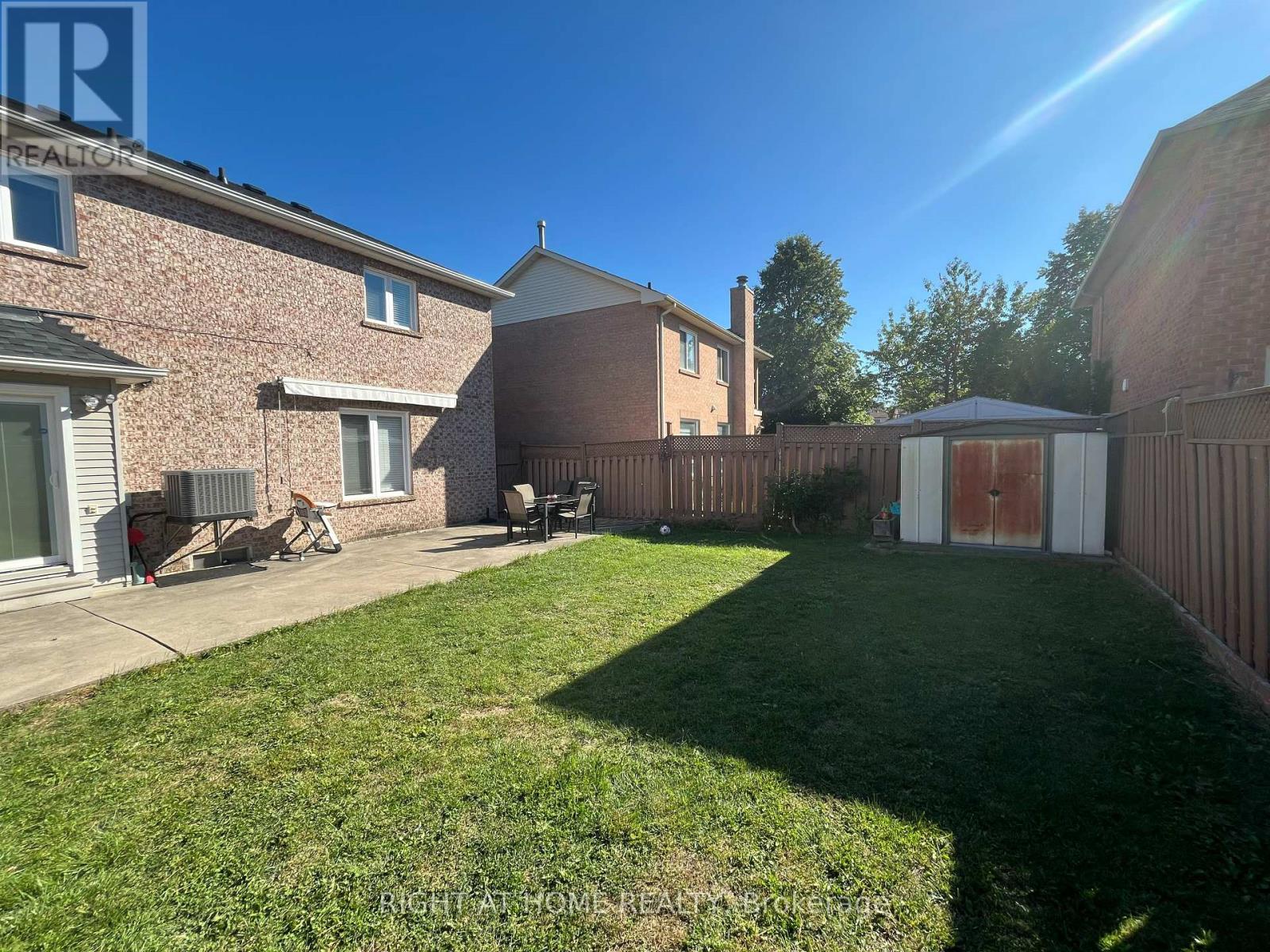 34 Drinkwater Road N, Brampton (Fletcher's West), Ontario  L6Y 4T5 - Photo 10 - W12353776