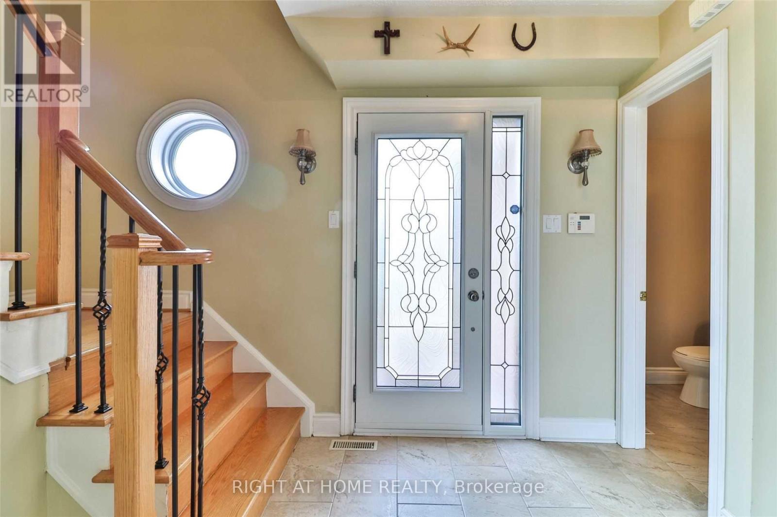 34 Drinkwater Road N, Brampton (Fletcher's West), Ontario  L6Y 4T5 - Photo 28 - W12353776