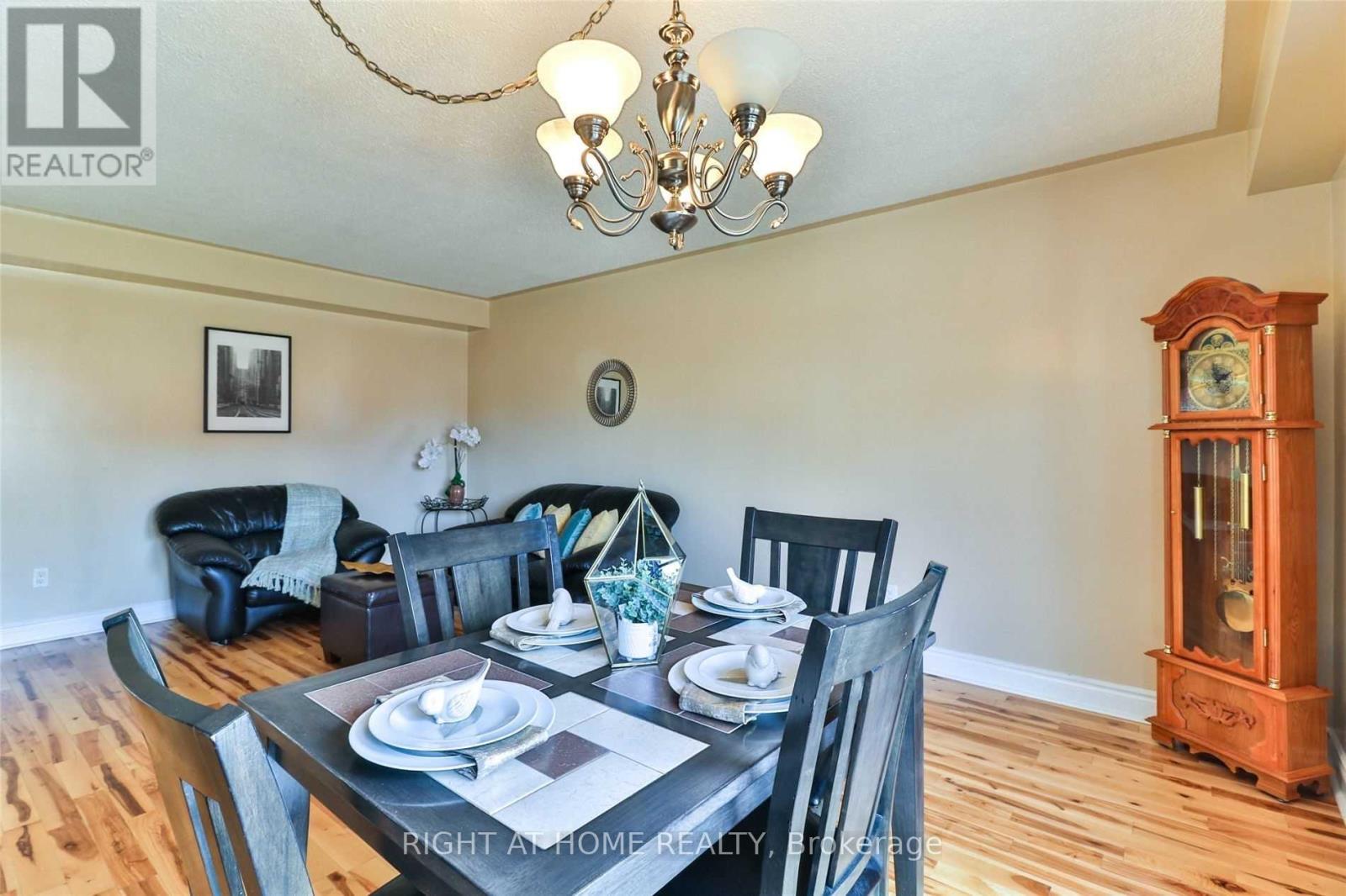 34 Drinkwater Road N, Brampton (Fletcher's West), Ontario  L6Y 4T5 - Photo 32 - W12353776