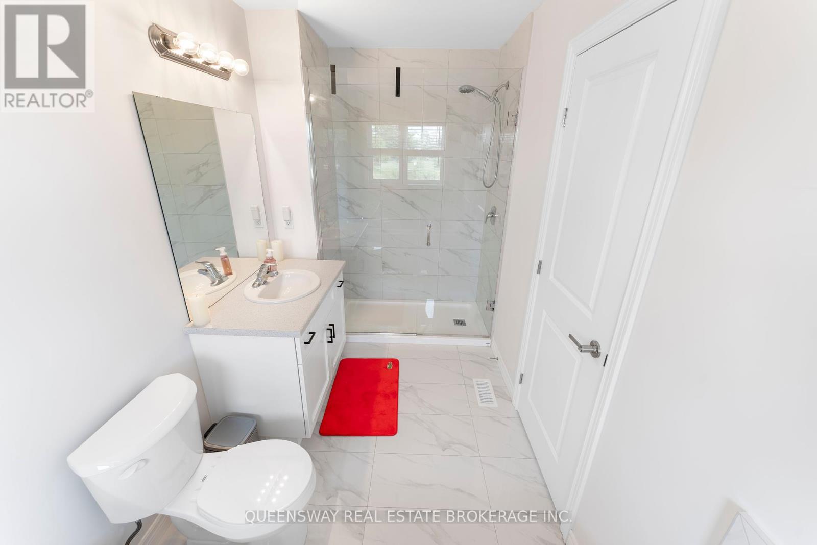 21 Zoe Lane, Hamilton, Ontario  L0R 1C0 - Photo 18 - X12353777