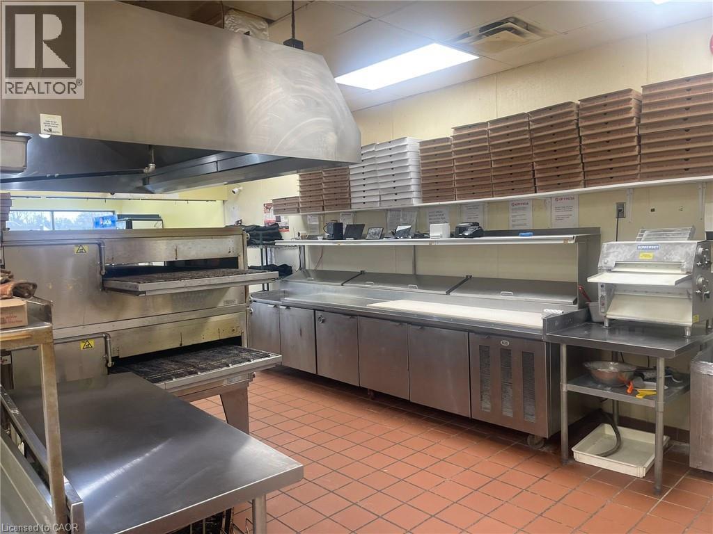 39 King George Road, Brantford, Ontario  N3R 5K2 - Photo 4 - 40694600