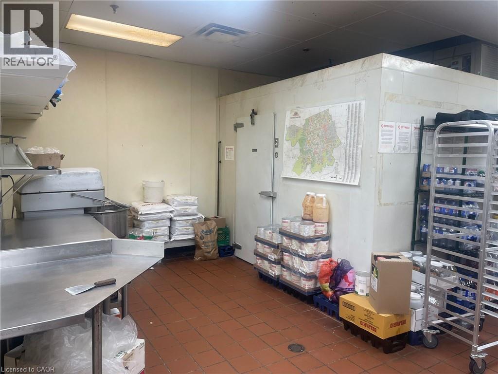 39 King George Road, Brantford, Ontario  N3R 5K2 - Photo 9 - 40694600