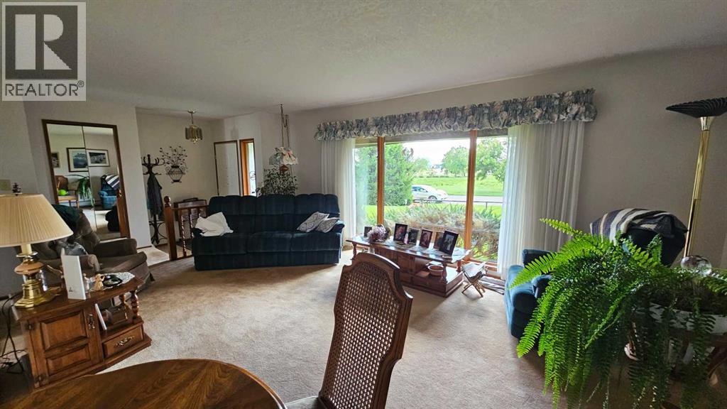 200 Loyalist Avenue, Veteran, Alberta  T0C 2S0 - Photo 17 - A2249394