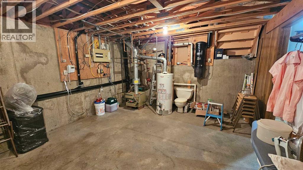 200 Loyalist Avenue, Veteran, Alberta  T0C 2S0 - Photo 38 - A2249394