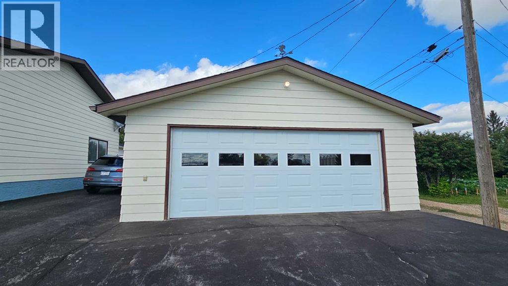 200 Loyalist Avenue, Veteran, Alberta  T0C 2S0 - Photo 5 - A2249394