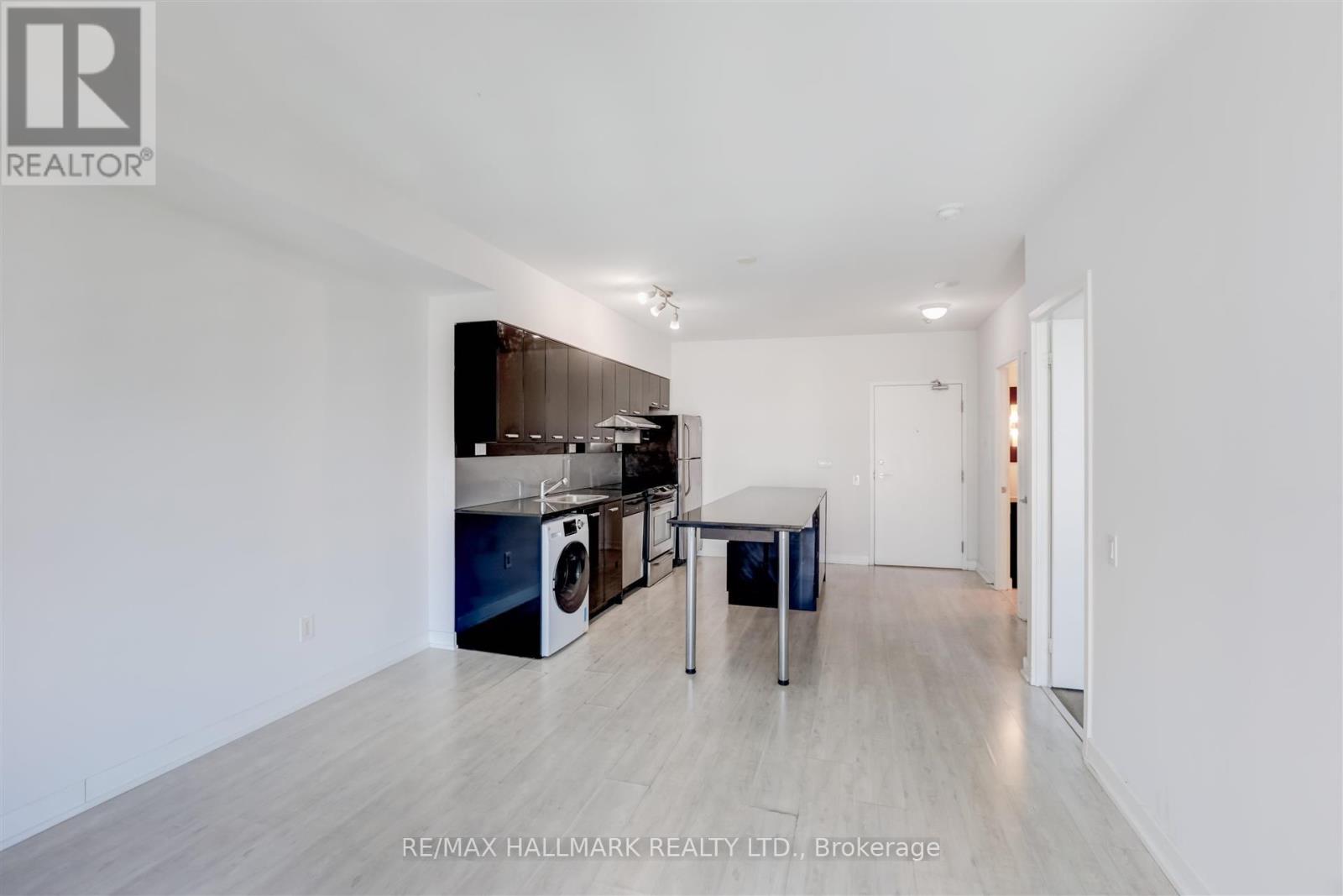 Ph16 - 19 Singer Court, Toronto, Ontario  M2K 0B2 - Photo 5 - C12353817