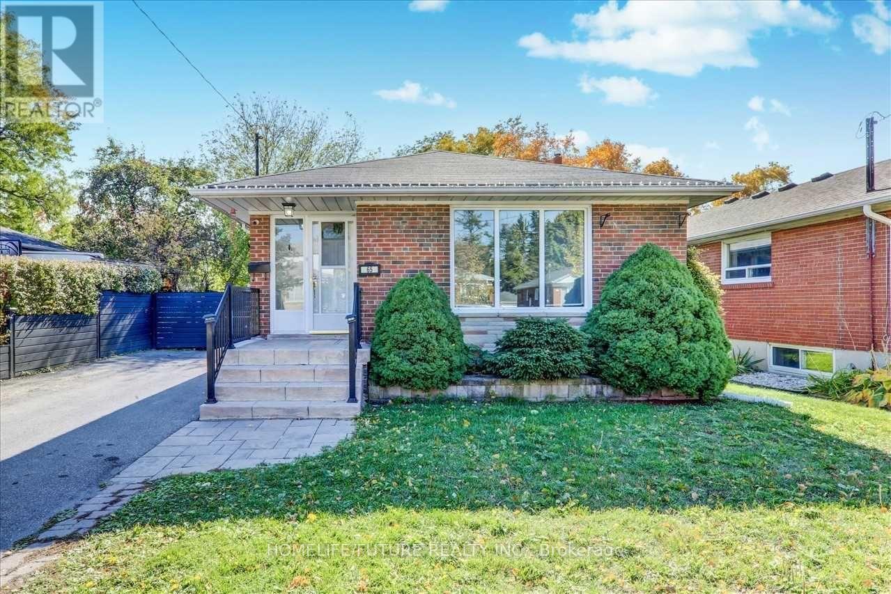 65 BLAKEMANOR BOULEVARD, Toronto, Ontario