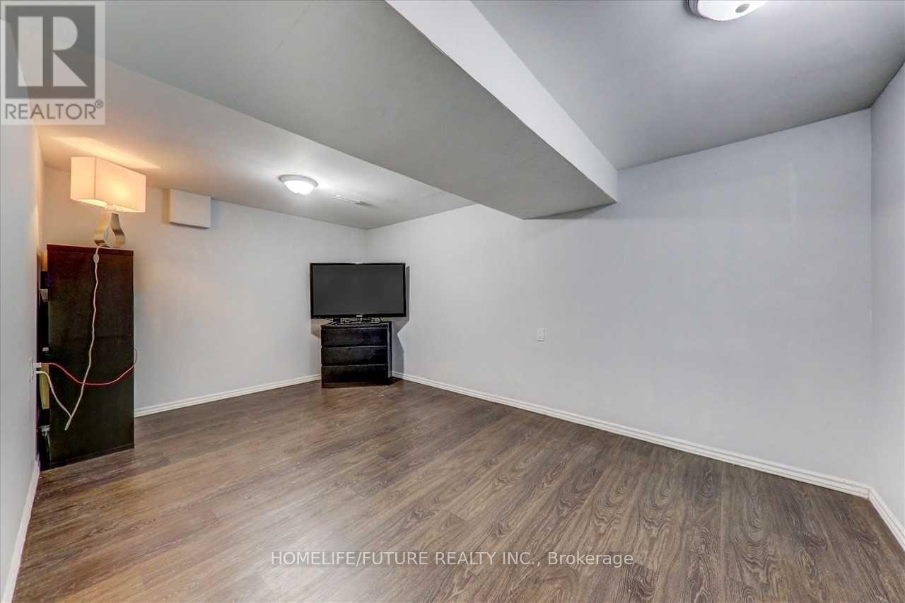 65 Blakemanor Boulevard, Toronto, Ontario  M1J 2W6 - Photo 11 - E12353818