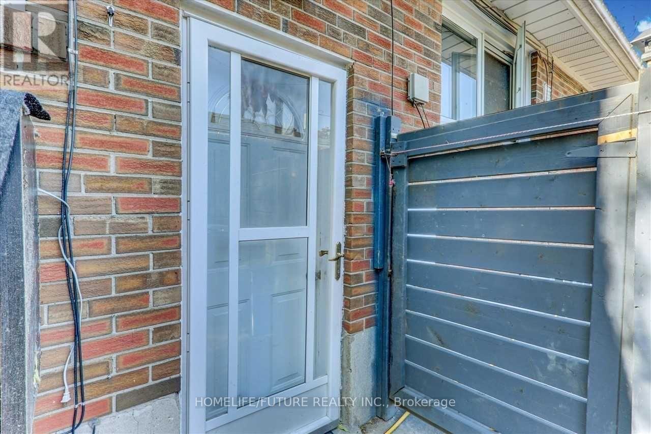 65 Blakemanor Boulevard, Toronto, Ontario  M1J 2W6 - Photo 13 - E12353818