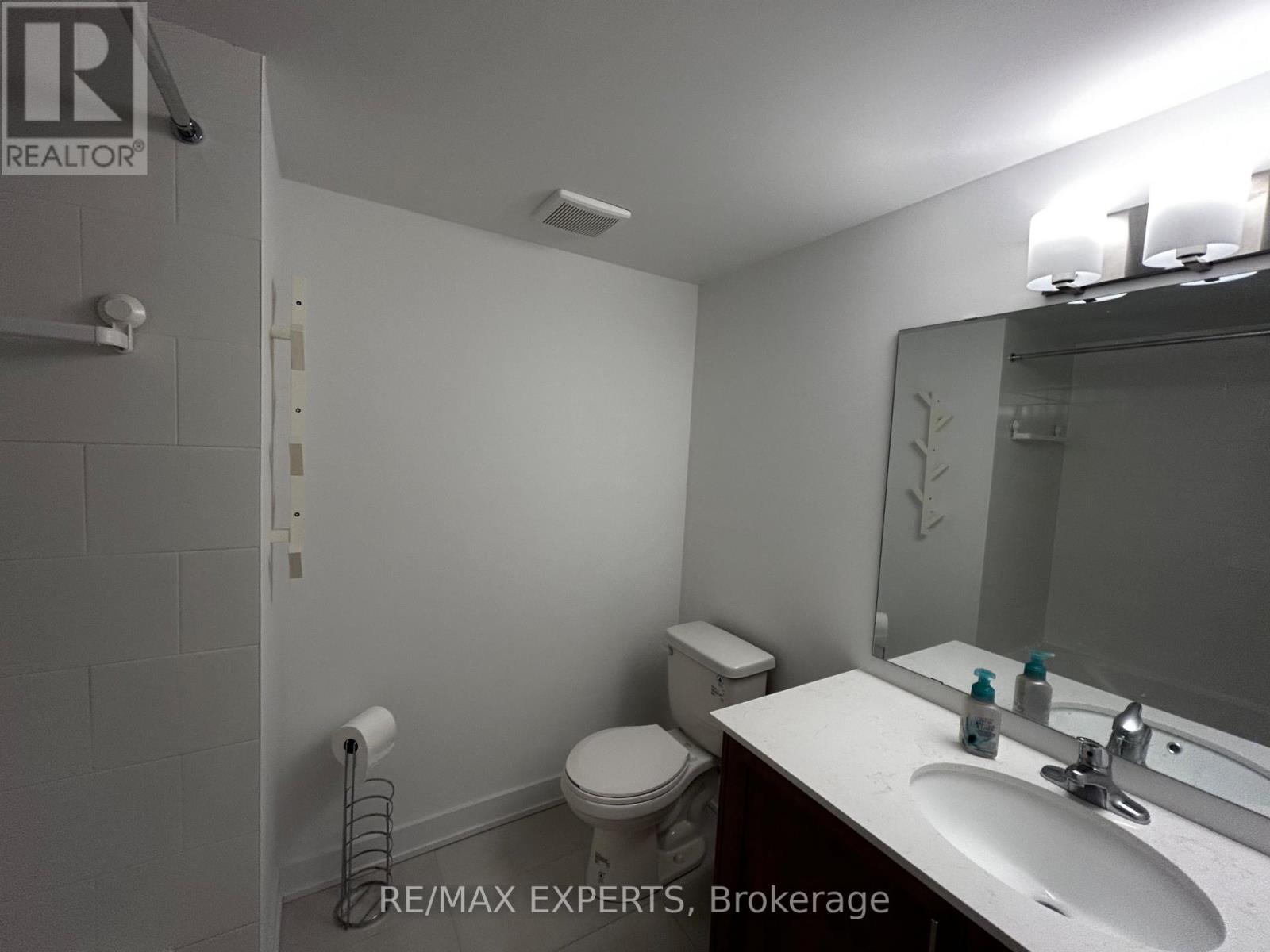 3 - 32 Wagon Lane, Barrie, Ontario  L9J 0C2 - Photo 14 - S12353803