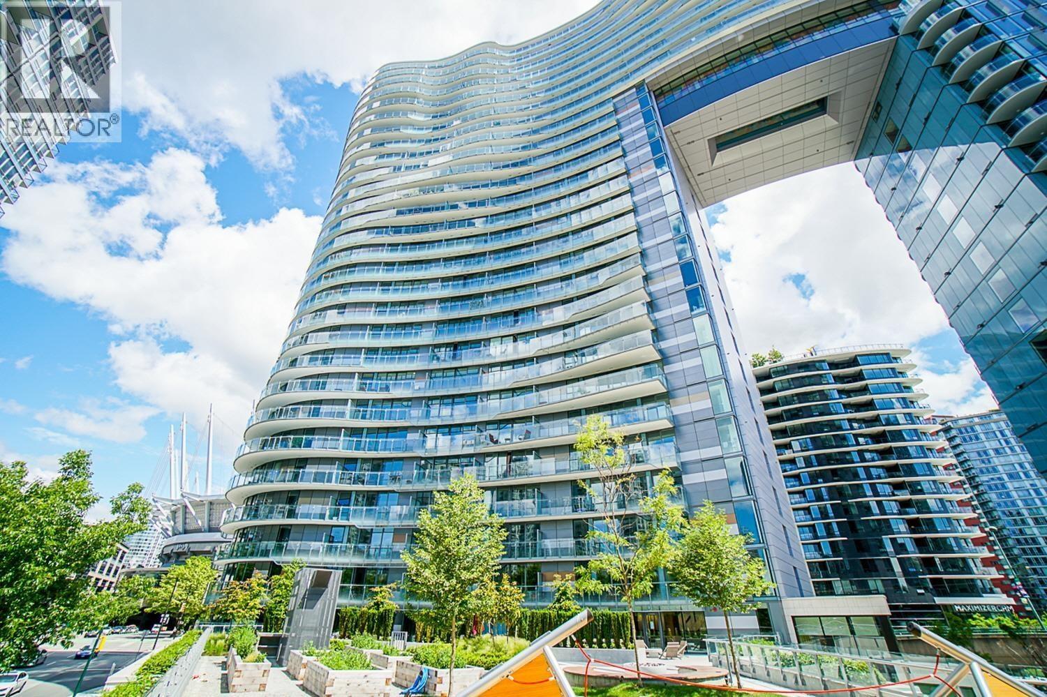 203 89 Nelson Street, Vancouver, British Columbia  V6Z 0E7 - Photo 2 - R3037502