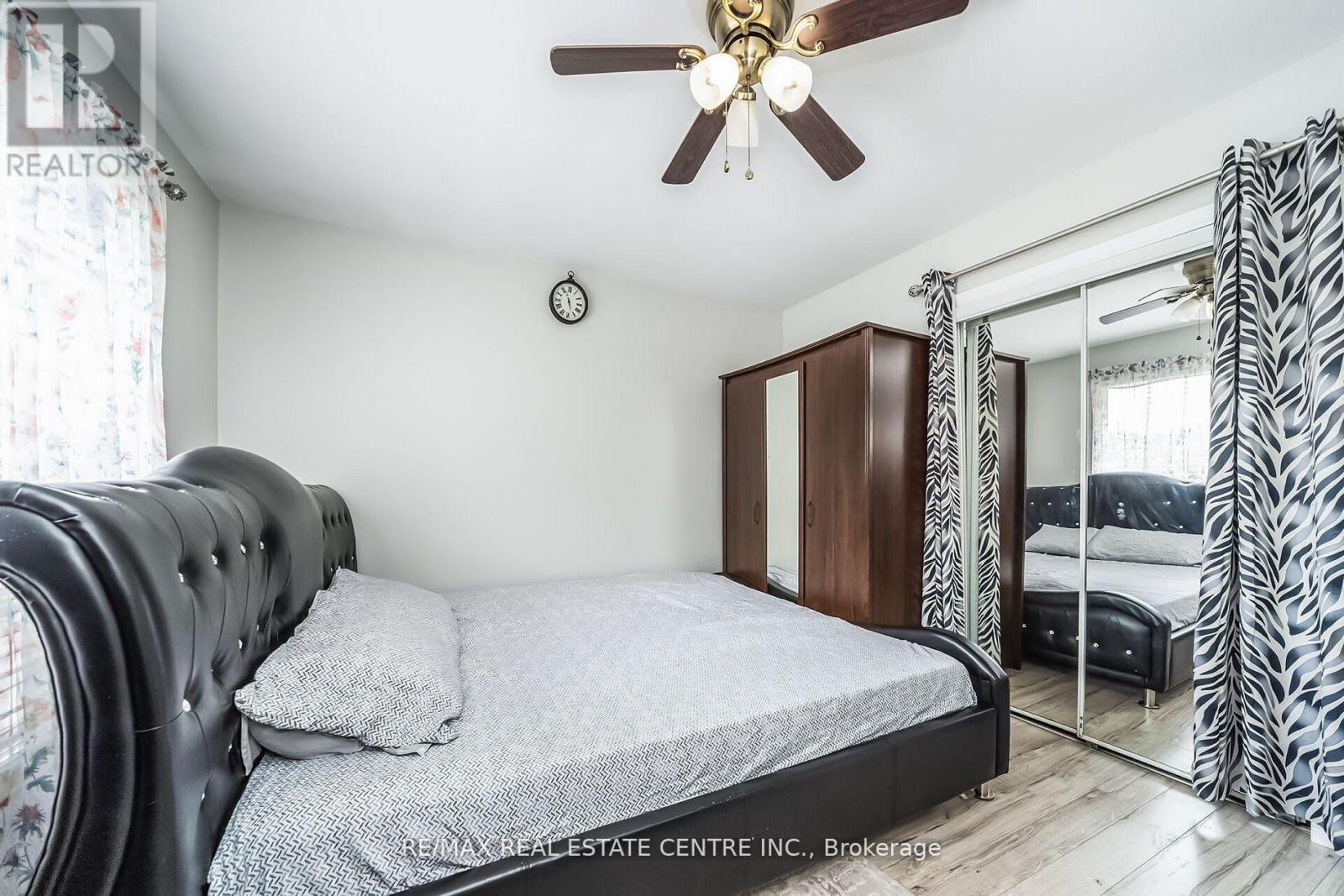 9 Watson Crescent, Brampton, Ontario  L6W 1E5 - Photo 25 - W12353788